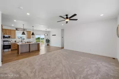 7325 E Penny Lane, Prescott Valley, AZ 86315 - Photo 9