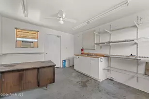 23705 W Cannon Dr, Congress, AZ 85332 - Photo 19