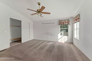 23705 W Cannon Dr, Congress, AZ 85332 - Photo 13