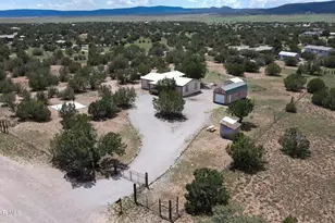 53770 N Mesa Dr, Seligman, AZ 86337 - Photo 33
