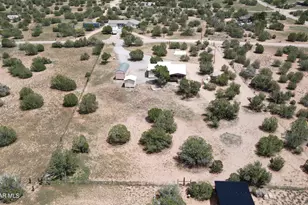 53770 N Mesa Dr, Seligman, AZ 86337 - Photo 45
