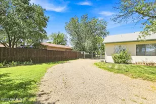 3001 N Pleasant View Dr, Prescott Valley, AZ 86314 - Photo 27