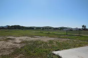 1050 W Missouri Ln, Chino Valley, AZ 86323 - Photo 5