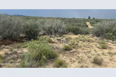 7125 W Toots Turnout, Kirkland, AZ 86332 - Photo 1