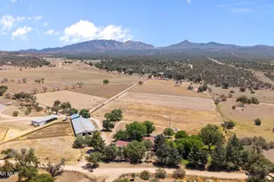 12650 W Z-3 Ranch Rd, Skull Valley, AZ 86338 - Photo 17