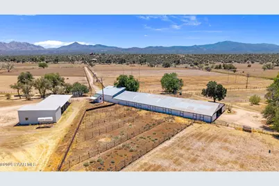 12650 W Z-3 Ranch Road, Skull Valley, AZ 86338 - Photo 19