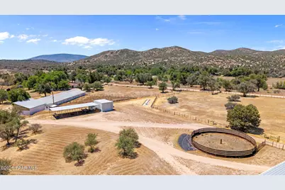 12650 W Z-3 Ranch Road, Skull Valley, AZ 86338 - Photo 25