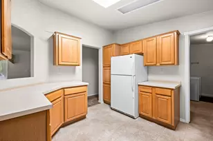 30834 S Meandering Ln, Congress, AZ 85332 - Photo 13