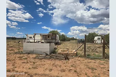 62 W Antelope Run Road, Ash Fork, AZ 86320 - Photo 3