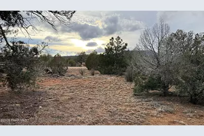54473 N Shadow Mountain Parkway, Seligman, AZ 86337 - Photo 7