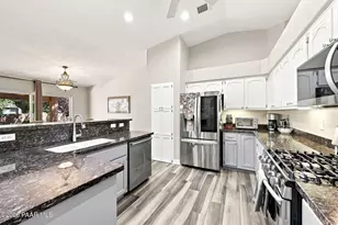 7468 N Pinnacle Pass Dr, Prescott Valley, AZ 86315 - Photo 15
