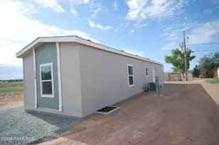 179 W Zion Trail, Paulden, AZ 86334 - Photo 3