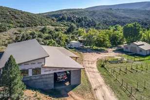 1320 S Grisby Rd, Skull Valley, AZ 86338 - Photo 11
