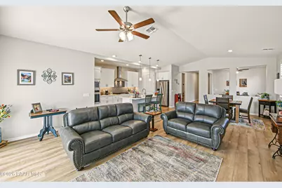8807 N Rolling Hills Drive, Prescott Valley, AZ 86315 - Photo 5