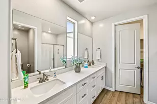 8807 N Rolling Hls Dr, Prescott Valley, AZ 86315 - Photo 15