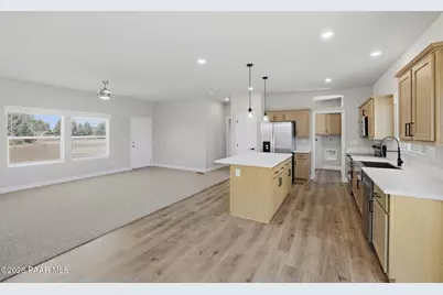 10255 E Powerline Road, Dewey-Humboldt, AZ 86327 - Photo 13