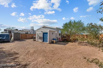 512 W Claessens Drive, Morristown, AZ 85342 - Photo 23
