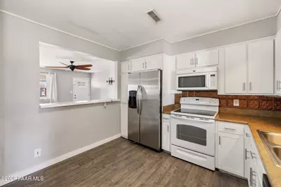 8225 E Manley Drive, Prescott Valley, AZ 86314 - Photo 9
