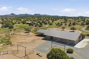 8600 W Dillon Wash Rd, Prescott, AZ 86305 - Photo 13