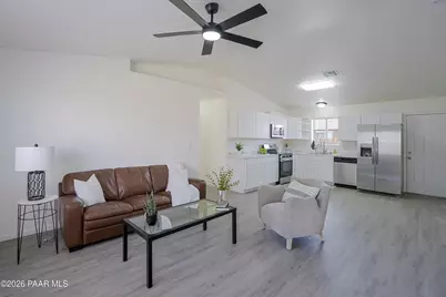 24411 N Diamond Head Avenue, Paulden, AZ 86334 - Photo 3