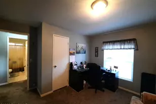 43900 N Anvil Rock Rd, Seligman, AZ 86337 - Photo 21