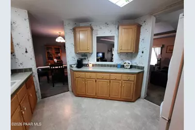 43900 N Anvil Rock Road, Seligman, AZ 86337 - Photo 7