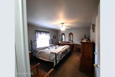 43900 N Anvil Rock Road, Seligman, AZ 86337 - Photo 13