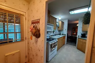 43900 N Anvil Rock Rd, Seligman, AZ 86337 - Photo 11