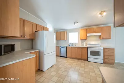 1720 Purple Sage Drive, Chino Valley, AZ 86323 - Photo 7