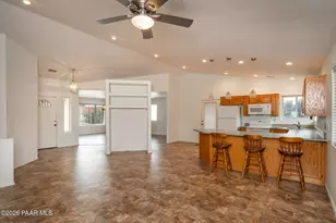 976 N Latigo Ln, Dewey-Humboldt, AZ 86327 - Photo 7
