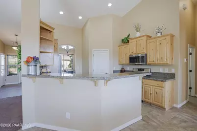 7431 N Outlook Lane, Prescott Valley, AZ 86315 - Photo 13