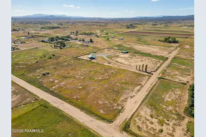 3225 W Rocky Road, Paulden, AZ 86334 - Photo 1
