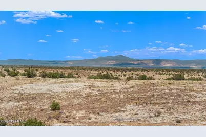 1555 E Great Place, Paulden, AZ 86334 - Photo 11