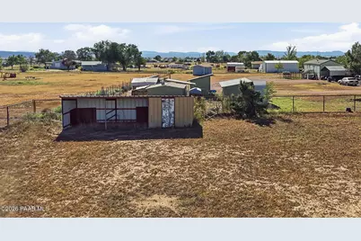 1215 W Brand Iron Road, Paulden, AZ 86334 - Photo 29