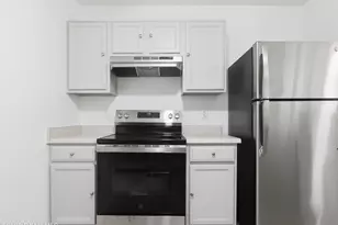 16940 N Briarwood Dr, Surprise, AZ 85378 - Photo 13