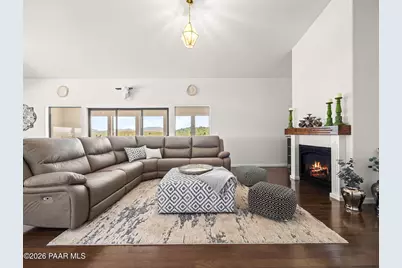 18700 S Aggie Hodge Road, Peeples Valley, AZ 86332 - Photo 11