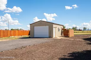 11655 N Poquito Valley Rd, Prescott Valley, AZ 86315 - Photo 27