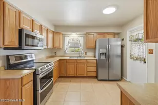 20429 E Hereford Dr, Mayer, AZ 86333 - Photo 11