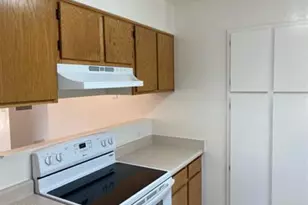 212 W Hillside Ave, Prescott, AZ 86301 - Photo 5