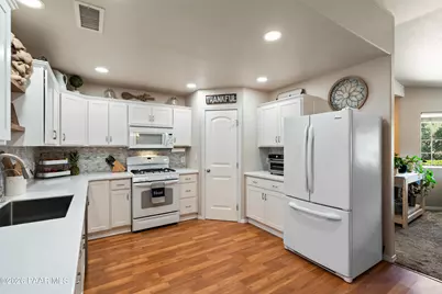9160 E Swift Trail Drive, Prescott Valley, AZ 86314 - Photo 9