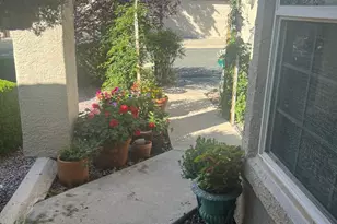947 N Rolling Green Rd, Dewey-Humboldt, AZ 86327 - Photo 3