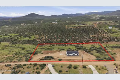 10355 E Powerline Road, Dewey-Humboldt, AZ 86327 - Photo 1