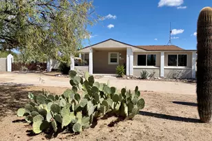 23895 W Cannon Dr, Congress, AZ 85332 - Photo 1