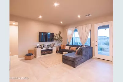5834 E Richmond Road, Prescott Valley, AZ 86314 - Photo 3