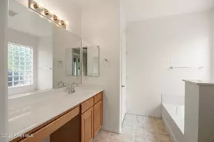 7839 E Falla Bella Way, Prescott Valley, AZ 86315 - Photo 13