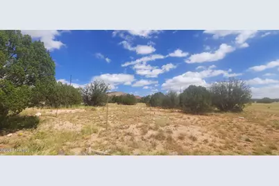 53925 N Cedar Drive, Seligman, AZ 86337 - Photo 11