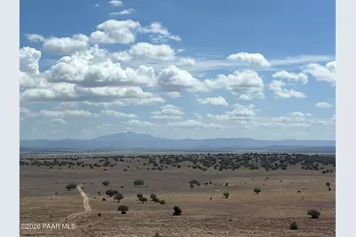 97 NE Off Of Falcon Flight, Ash Fork, AZ 86320 - Photo 5