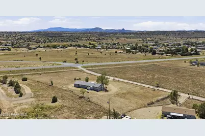 320 E Verde Ranch Road, Paulden, AZ 86334 - Photo 39