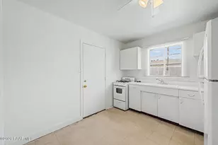 4650 E 17th St, Tucson, AZ 85711 - Photo 5