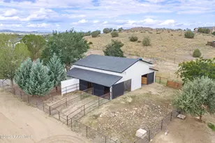 890 E Latigo Ct, Paulden, AZ 86334 - Photo 5